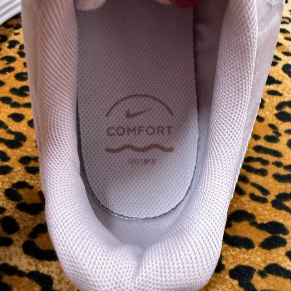 New Nike Cream and White Athletic Shoes with Breathable Mesh and Cushioned Sole - Picture 3 of 5
